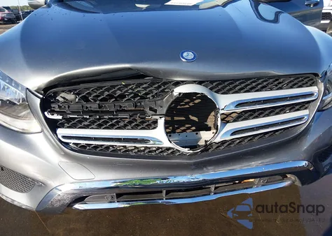 2016 Mercedes-Benz Glc 300 from USA, damaged, VIN WDC0G4JBXGF006411